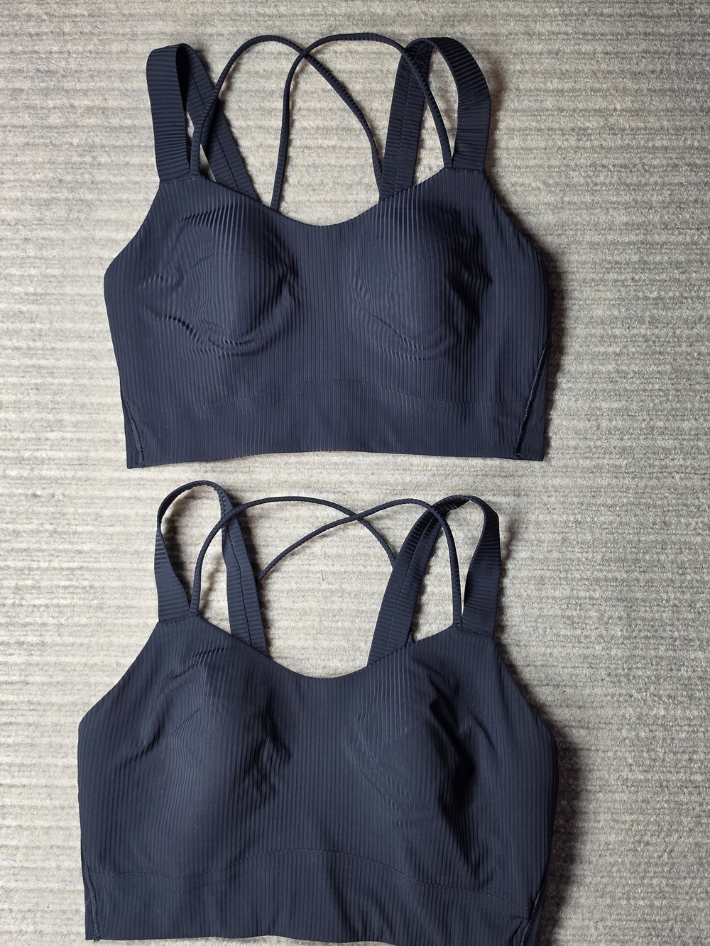 2 PAIR LULULEMON SPORTS BRAS WOMENS SIZE 8? , Black,  EUC